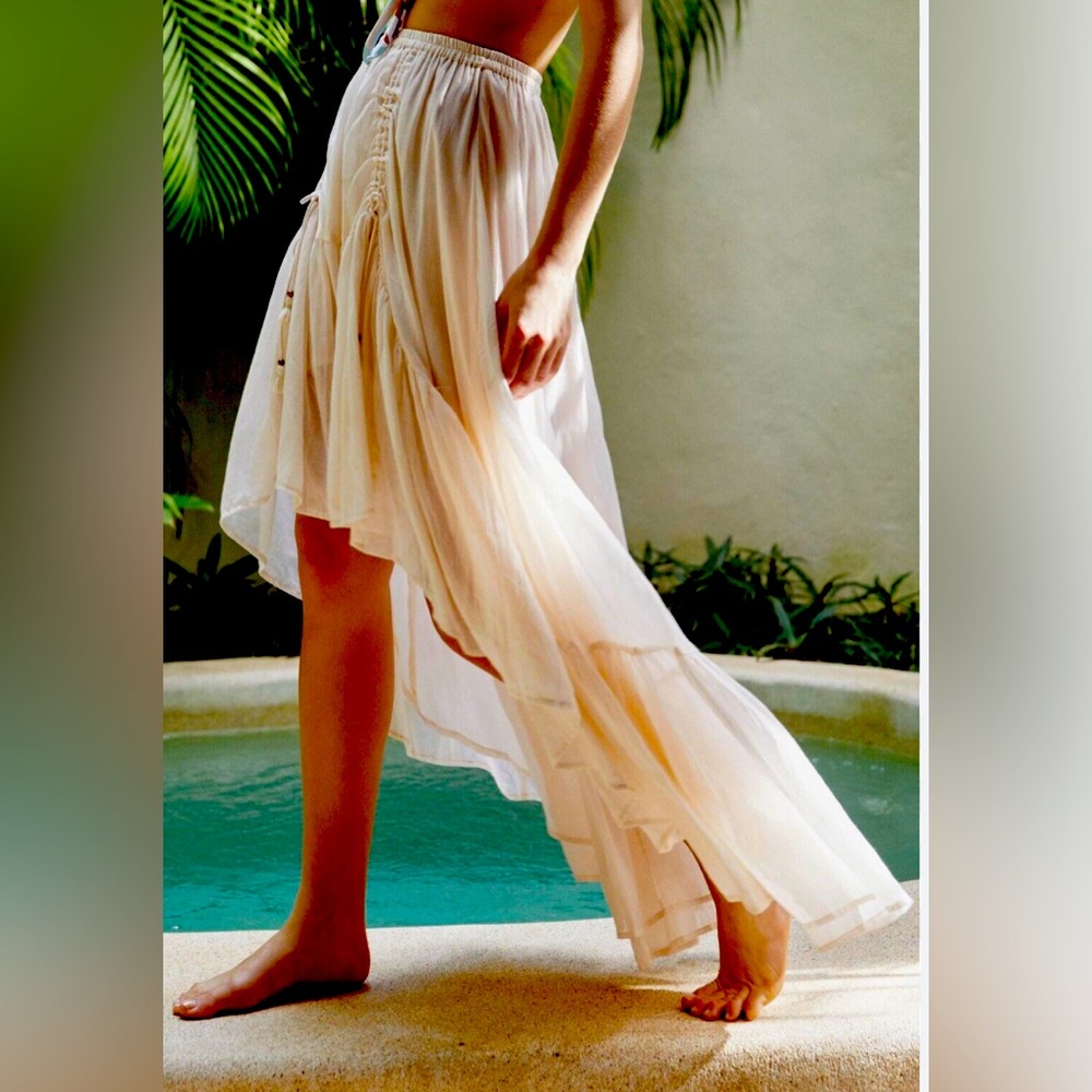 SPELL Seashell organic skirt.  Medium